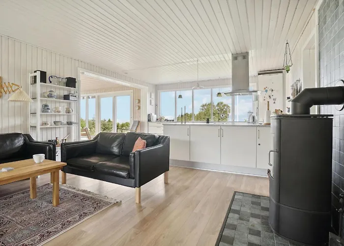 Three-bedroom In * Fur