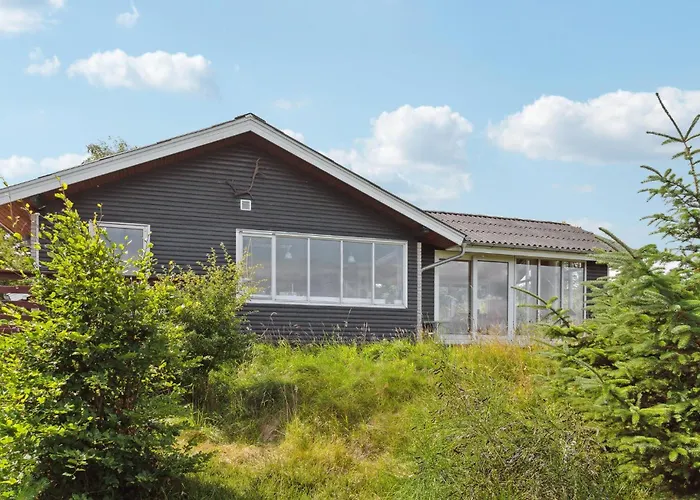 Three-bedroom In Сasa de vacaciones Fur